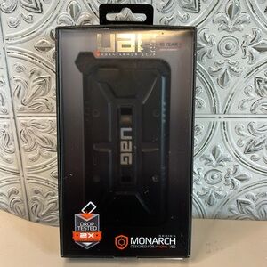 UAG Monarch Series iPhone 7/6S